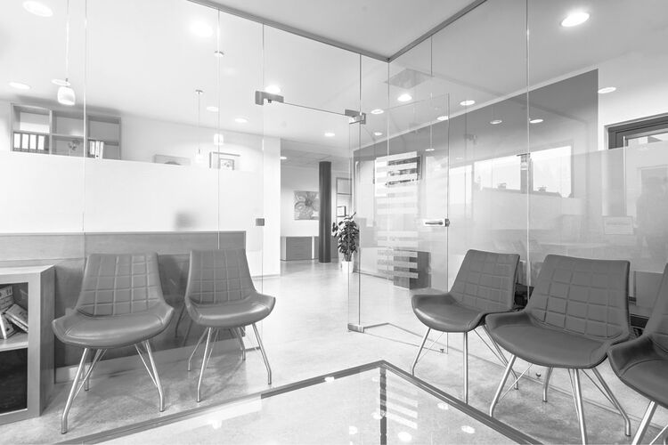 Wartebereich der HNO-Praxis Bielefeld